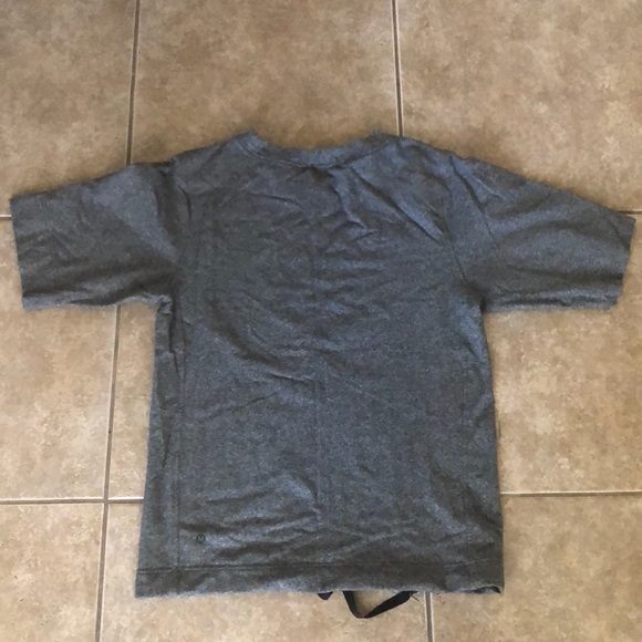 Lululemon pullover - Picture 3 of 3